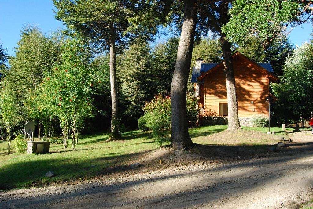 Melewe Aparthotel Villa La Angostura Exterior photo