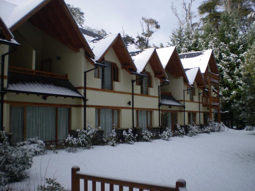 Melewe Aparthotel Villa La Angostura Exterior photo