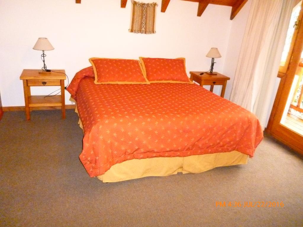 Melewe Aparthotel Villa La Angostura Exterior photo