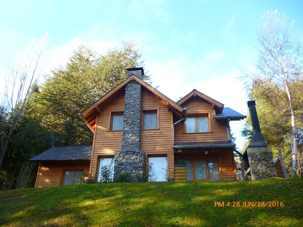 Melewe Aparthotel Villa La Angostura Exterior photo