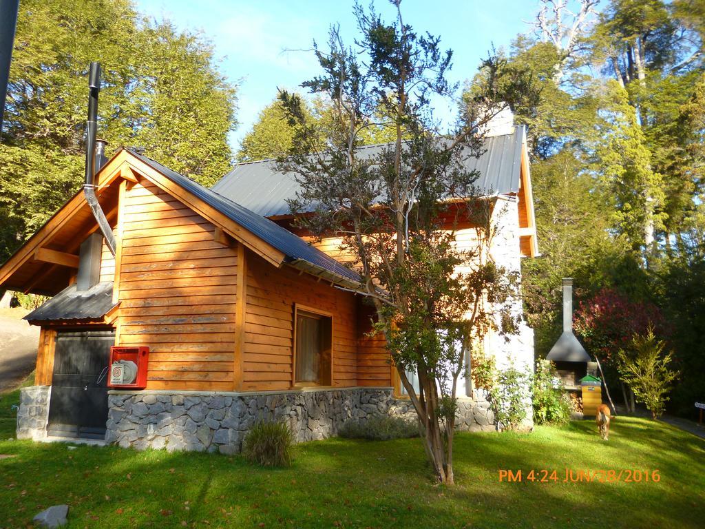Melewe Aparthotel Villa La Angostura Exterior photo